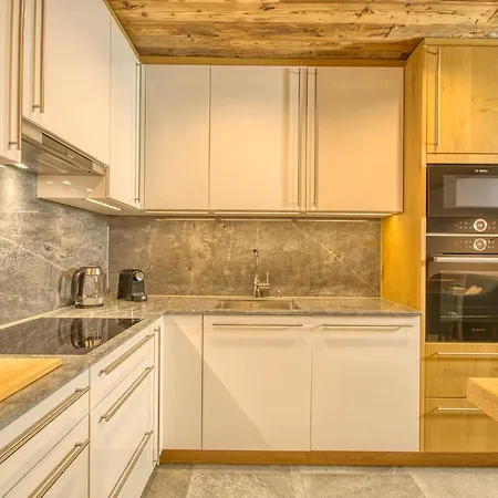 Juwel 10 - By Alpen Apartment